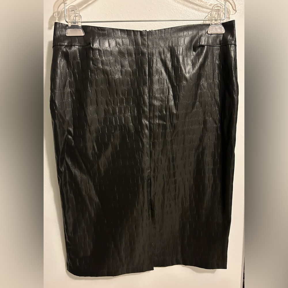 Guess collection - Classic Pencil Skirt